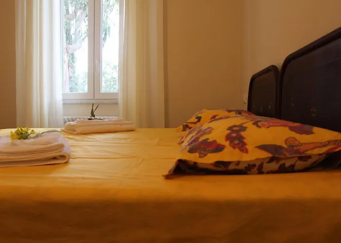 Bed & Breakfast Bb Ca De Ma Pietra Ligure