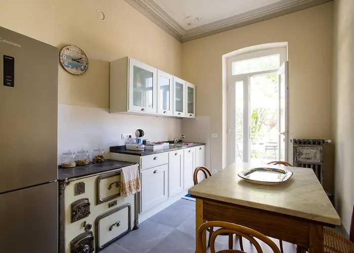 Bed & Breakfast Bb Cà De Mâ